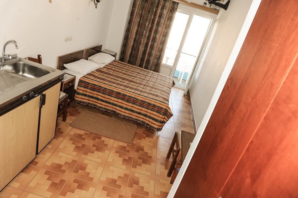 Hotel Karpathos Zewnętrze zdjęcie